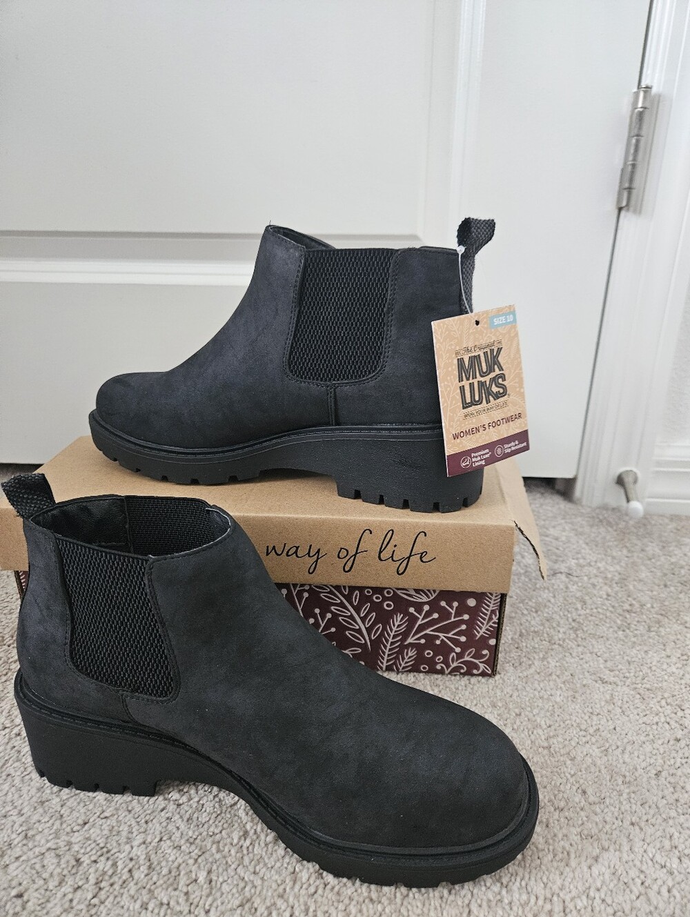 New With Tag Womens US 10 MUK LUKS Finley Francis Boots Black